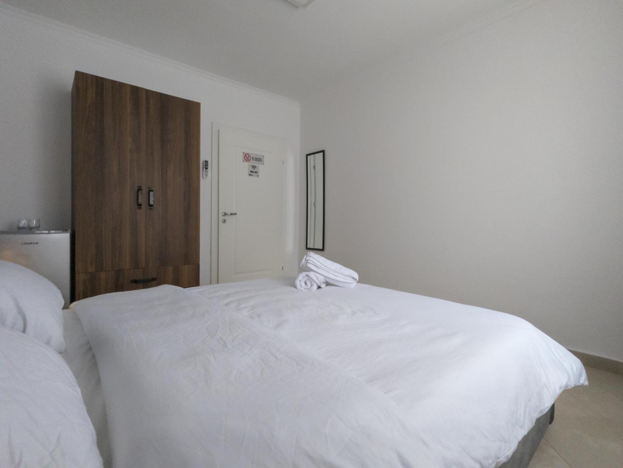 Center Luxury Rooms Tirana Kültér fotó